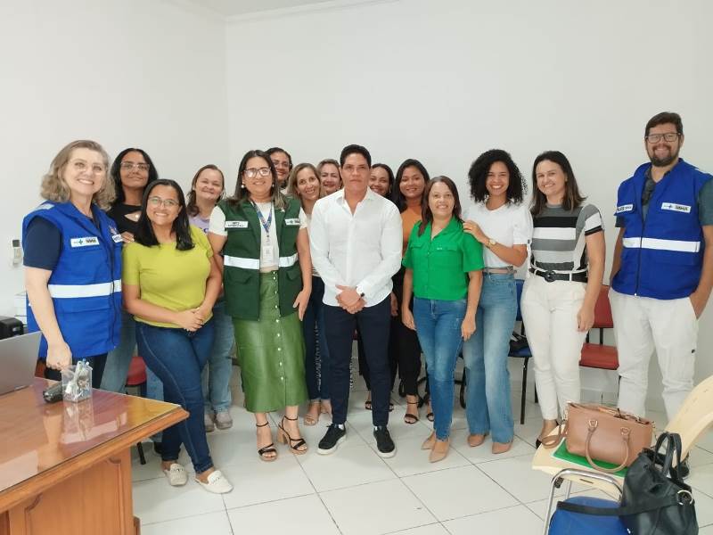 Prefeitura de Itapebi promove reunião com representantes da SESAB, para enfrentamento aos danos causados pelas chuvas. 1 Imagem do WhatsApp de 2025 01 13 as 17.33.22 4d50ab82
