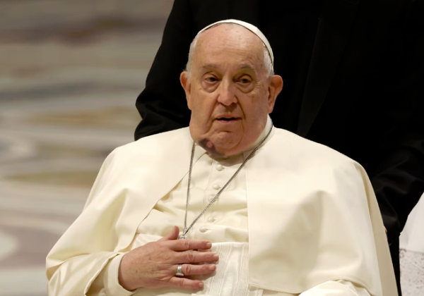Papa Francisco volta a ter noite tranquila, diz boletim do Vaticano 4 01 9