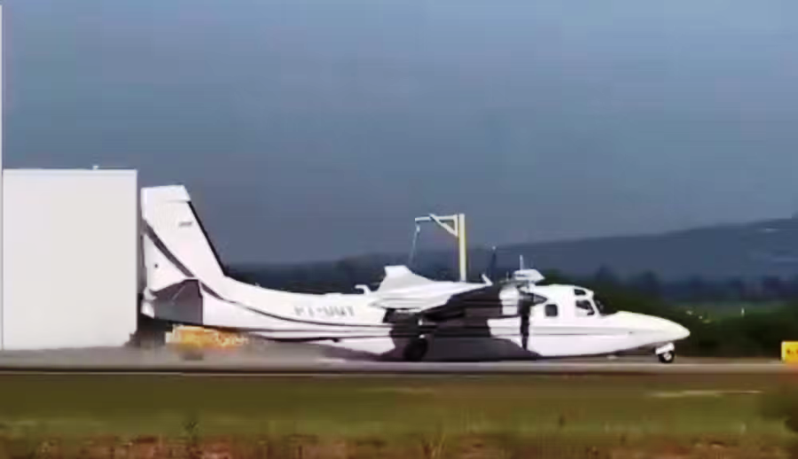 Avião faz pouso de 'barriga' em aeroporto de Sorocaba, interior de SP 1 1 26