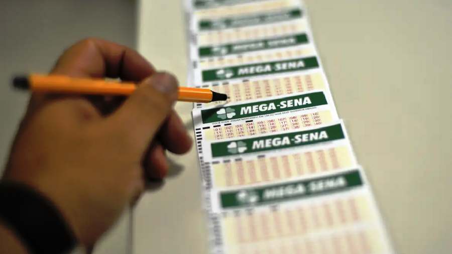 Mega-Sena: quanto rendem R$ 90 milhões na poupança, Tesouro Direto ou CDB 1 2 16