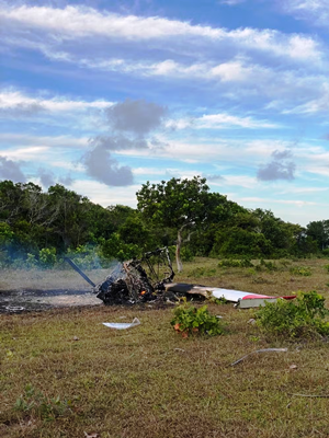 Queda de aeronave em Cumuruxatiba nesta segunda-feira deixou 1 morto e o ex-secretário de saúde de Eunápolis ferido 4 4