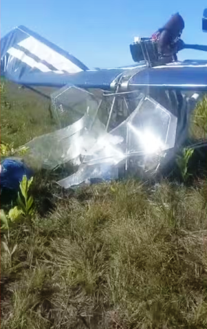 Queda de aeronave em Cumuruxatiba nesta segunda-feira deixou 1 morto e o ex-secretário de saúde de Eunápolis ferido 5 5