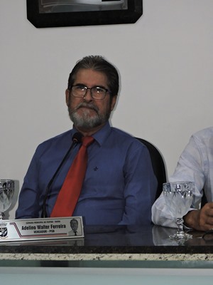 Em Primeira Sessão extraordinária Câmara aprovam 6 projetos que irão beneficiar a população Itapebiense. 7 DSCN0106