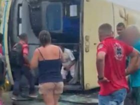 Itapebiense estava em ônibus que tombou na BA-680 entre Potiraguá e Gurapá Mirim ; Veja Video 30 Imagem do WhatsApp de 2025 02 17 as 12.50.17 aac2ade9