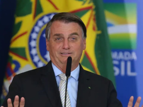 Bolsonaro acompanha julgamento diretamente do STF 14 1 79