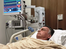 Em segundo dia na UTI, Bolsonaro tem quadro estável e previsão de fisioterapia, diz boletim médico 18 1 26