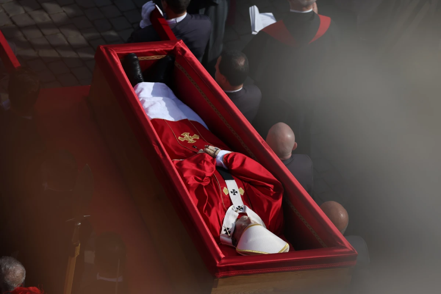 Papa Francisco é sepultado na Basílica de Santa Maria Maggiore 1 1 57