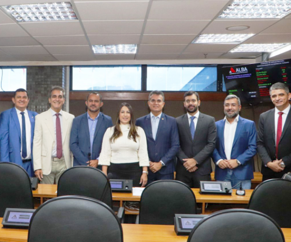 Isan Botelho Leva Voz de Itapebi à Discussão sobre Obras na Ponte do Rio Jequitinhonha 27 001 5