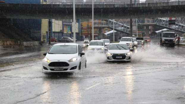 Alerta Máximo! Previsão de chuva muito forte em Salvador neste sábado 4 03