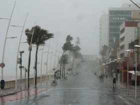 Será de pancadas de chuva e trovoadas o feriadão em Salvador, diz Inmet 16 1 1