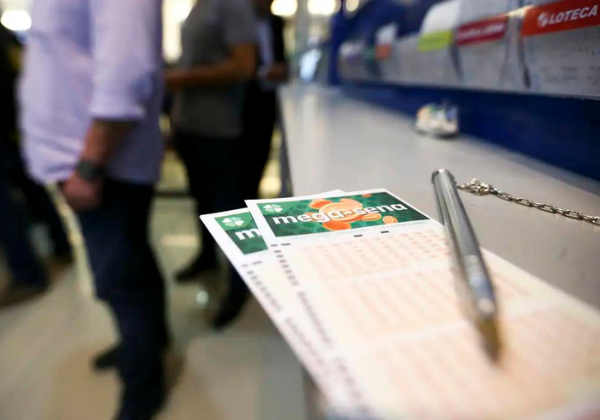Sem ganhador, Mega-Sena acumula e prêmio vai a R$ 60 milhões 4 1 31