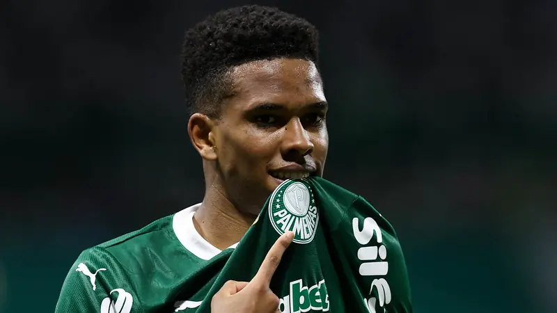 Com dois de Estêvão, Palmeiras vence Ceará e avança às oitavas da Copa do Brasil 1 1 44