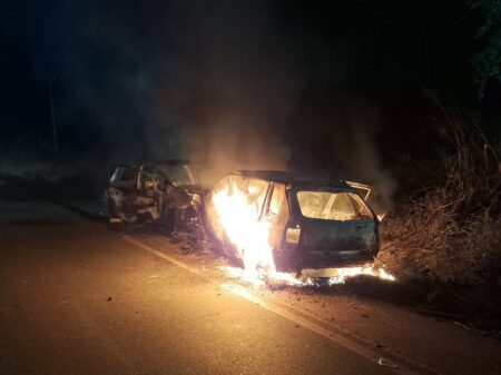 Grave Acidente no município de Itagimirim deixa seis feridos e carros incendiados na BA-687 4 1 49