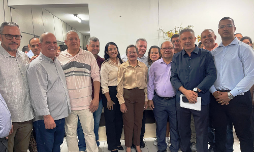 Prefeita de Jacobina nomeia marido como Chefe de Gabinete na gestão 4 2 4