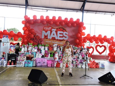Festa das Mães da Prefeitura de Itapebi reúne a comunidade com sorteios 6 DSCN0738