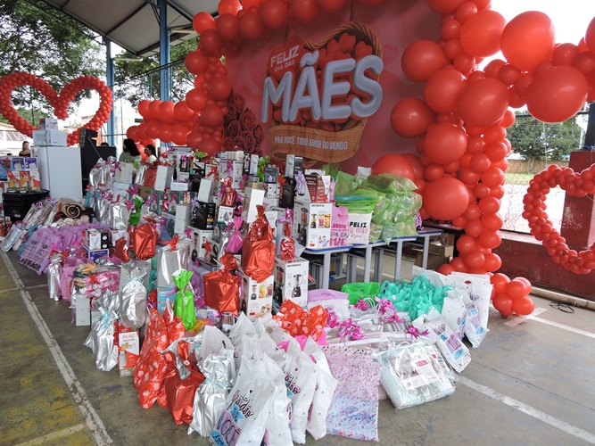 Festa das Mães da Prefeitura de Itapebi reúne a comunidade com sorteios 4 DSCN0744
