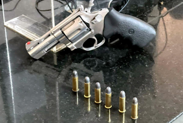 Agente Penitenciário é Preso em Eunápolis por Porte Ilegal de Arma em Bar 9 1 1