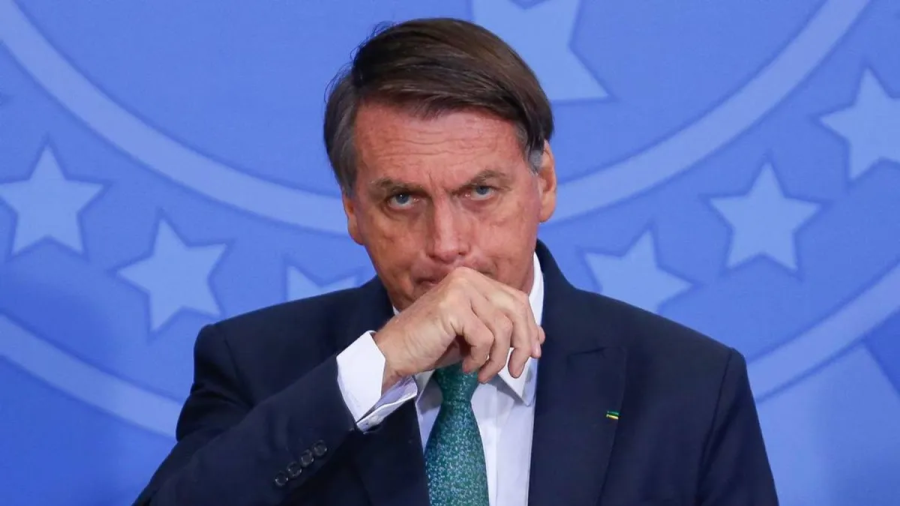 Bolsonaro Internado para Exames Abrangentes Após Mal-Estar 1 1 51