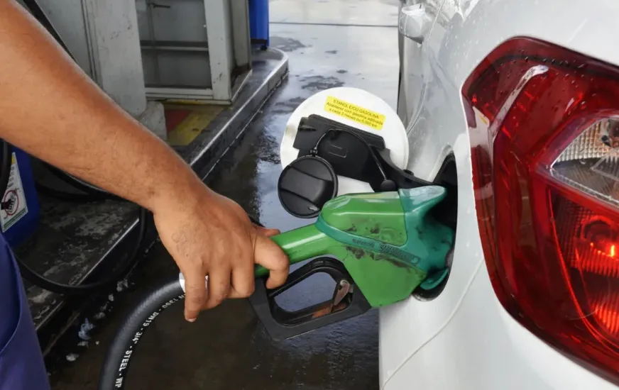 Governo Federal Propõe Aumento de Etanol na Gasolina para Reduzir Preços e Combater Inflação 1 1 61