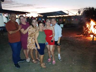 Aniversário e Homenagem: A Médica Cubana-Brasileira Dra. Rachel Fernandes Bravo é Celebrada em Itapebi 3 Imagem do WhatsApp de 2025 06 25 as 09.06.01 90055e00