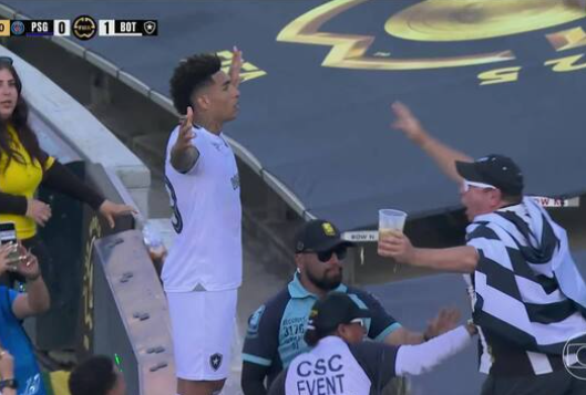 Botafogo desafia o impossível e conquista vitória para ficar na eternidade contra PSG 4 Sem titulo2