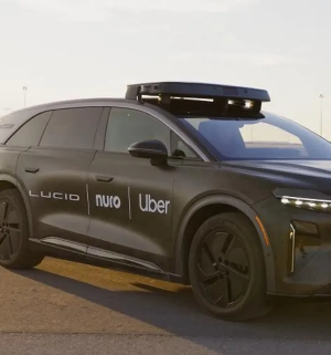 Uber anuncia acordo para trocar motoristas por robôs 3 002 2