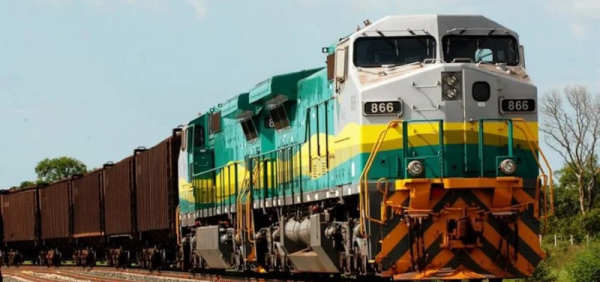 Brasil e China firmam acordo para projeto de ferrovia que liga Atlântico ao Pacífico 4 01 1