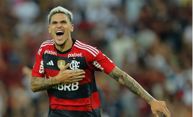 Reviravolta no Flamengo: Decisão de Filipe Luís Coloca Futuro de Pedro em Risco 15 1 25