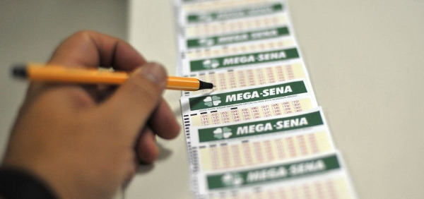 Mega-Sena sorteia neste sábado prêmio acumulado em R$ 25 milhões 4 1 40