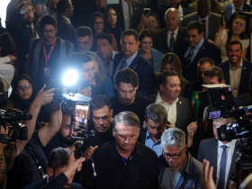 Tanto base quanto oposição veem prisão de Bolsonaro como cada vez mais próxima 9 1 48