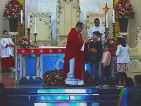 Criança pede em igreja: "Que o Palmeiras não ganhe o Mundial"; veja vídeo 24 2 1