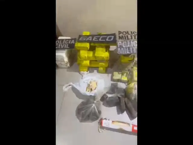 Polícias Civil e Militar deflagram Operação Navalha contra facção ligada ao Comando Vermelho em Eunápolis 4 2 32