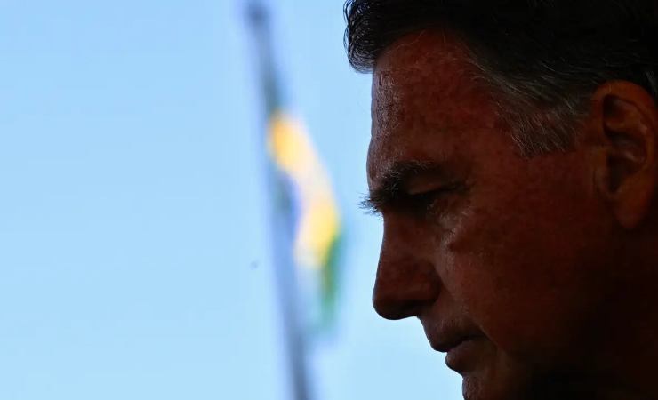 Moraes decreta prisão domiciliar de Jair Bolsonaro 15 1 15