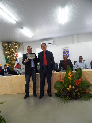 Aniversário de Itapebi é marcado por alvorada, missa e entrega de títulos honoríficos 10 DSCN0924
