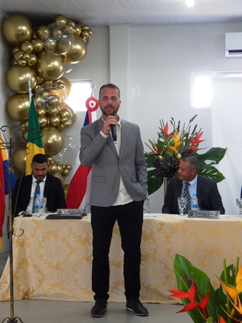 Aniversário de Itapebi é marcado por alvorada, missa e entrega de títulos honoríficos 18 DSCN1167