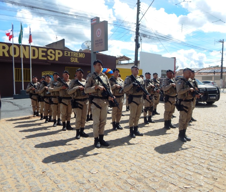 Sexta-feira de inaugurações e shows marcou as comemorações dos 67 anos de Itapebi 1 DSCN1422