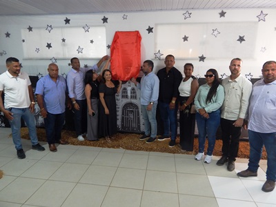 Sexta-feira de inaugurações e shows marcou as comemorações dos 67 anos de Itapebi 27 DSCN1599