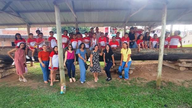 Centro Educacional Ativa desfila em homenagem a sua fundadora e aos 40 anos educando itapebienses 10 Imagem do WhatsApp de 2025 08 15 as 15.53.03 d205fa81