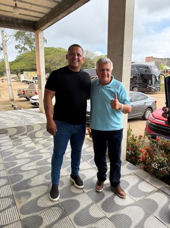 Presidente da Câmara de Itapebi, Cid "Parabólica", Participa de Evento Político em São João do Paraíso 6 Imagem do WhatsApp de 2025 08 23 as 18.37.04 2a28574c