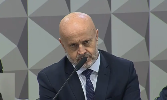 Apontado como “Careca do INSS”, investigado nega ilícitos e não responde a relator 4 006
