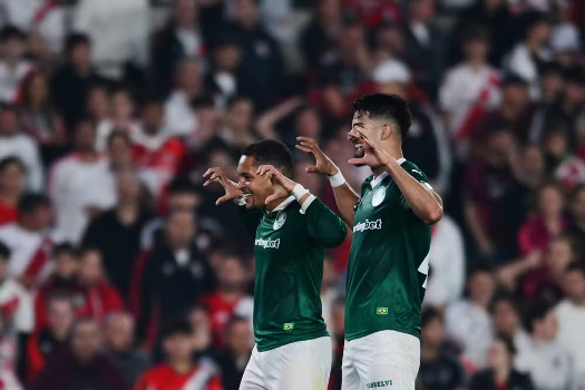 Sem medo de ninguém, Palmeiras domina e se aproxima da noite perfeita. 5 03 1