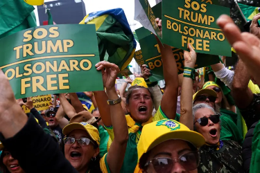 O que disse imprensa internacional dos atos do 7 de setembro: '2 Brasis medem forças antes do veredito sobre Bolsonaro' 4 1 26