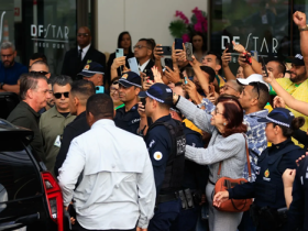 Laudo de Bolsonaro indica câncer de pele, diz médico 6 2 33