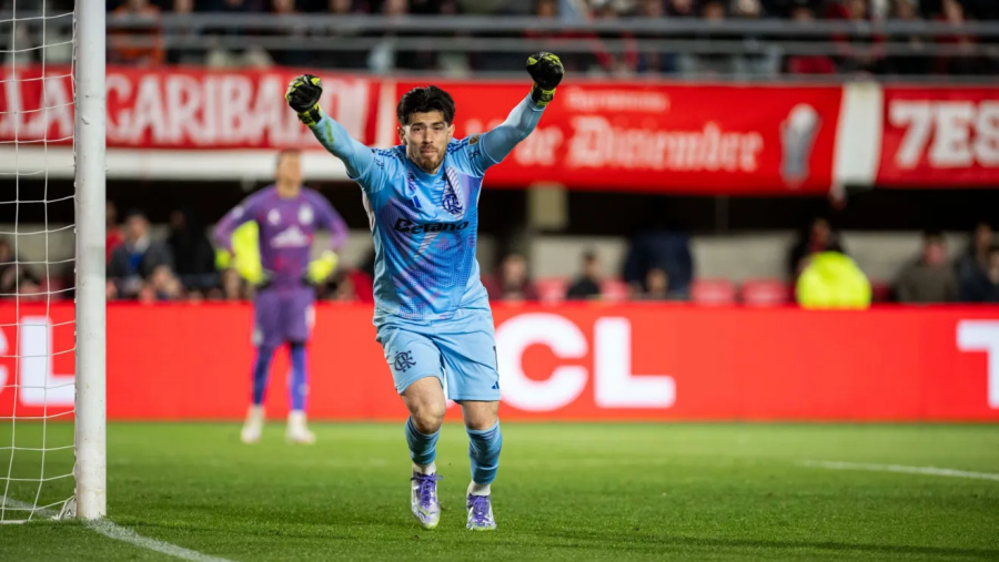 Vaga suada! Flamengo perde para o Estudiantes, mas Rossi garante classificação nos pênaltis 1 2 45