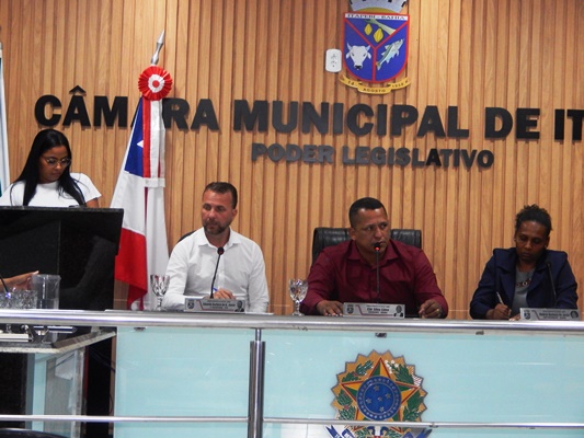Projetos aprovados e lei alterada na 19ª Sessão Ordinária da Câmara de Itapebi 4 DSCN9610