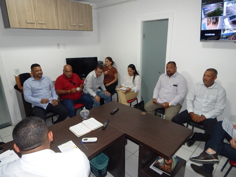 Itapebi: Câmara Municipal aprova urgência e Projeto de Lei em sessão de 16 de setembro 5 DSCN9625
