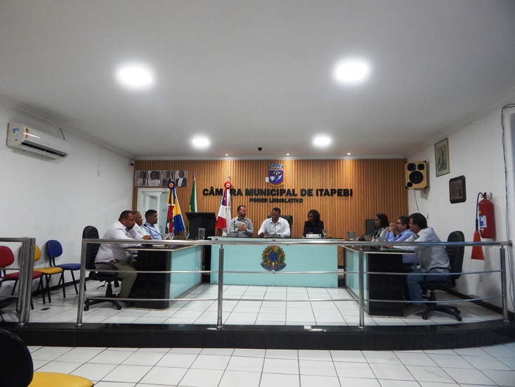 Itapebi: Câmara Municipal aprova urgência e Projeto de Lei em sessão de 16 de setembro 1 DSCN9631