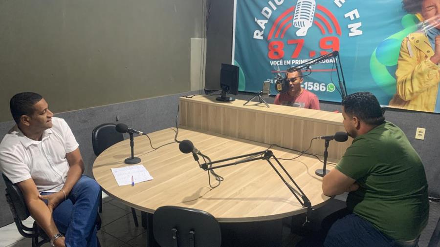 Secretário de Administração e Vice-Prefeito de Itapebi participam de entrevista no programa Marcos Bocão, da Rádio Cidade FM 1 Imagem do WhatsApp de 2025 09 04 as 11.48.44 152f6679