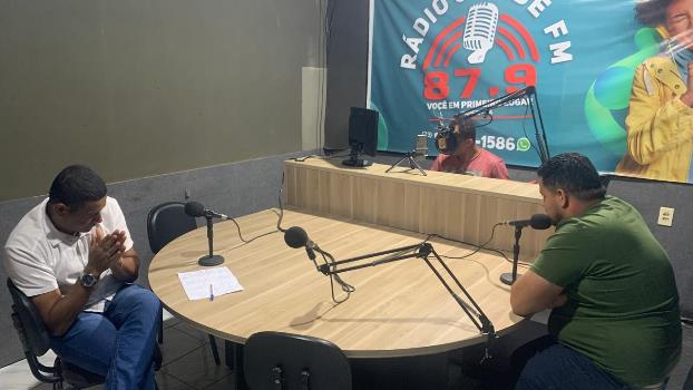 Secretário de Administração e Vice-Prefeito de Itapebi participam de entrevista no programa Marcos Bocão, da Rádio Cidade FM 7 Imagem do WhatsApp de 2025 09 04 as 11.48.44 def6e59d
