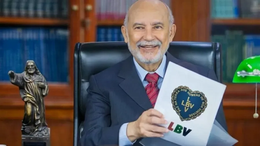 Luto na LBV: José de Paiva Netto, presidente da instituição, falece aos 84 anos. 4 1 21